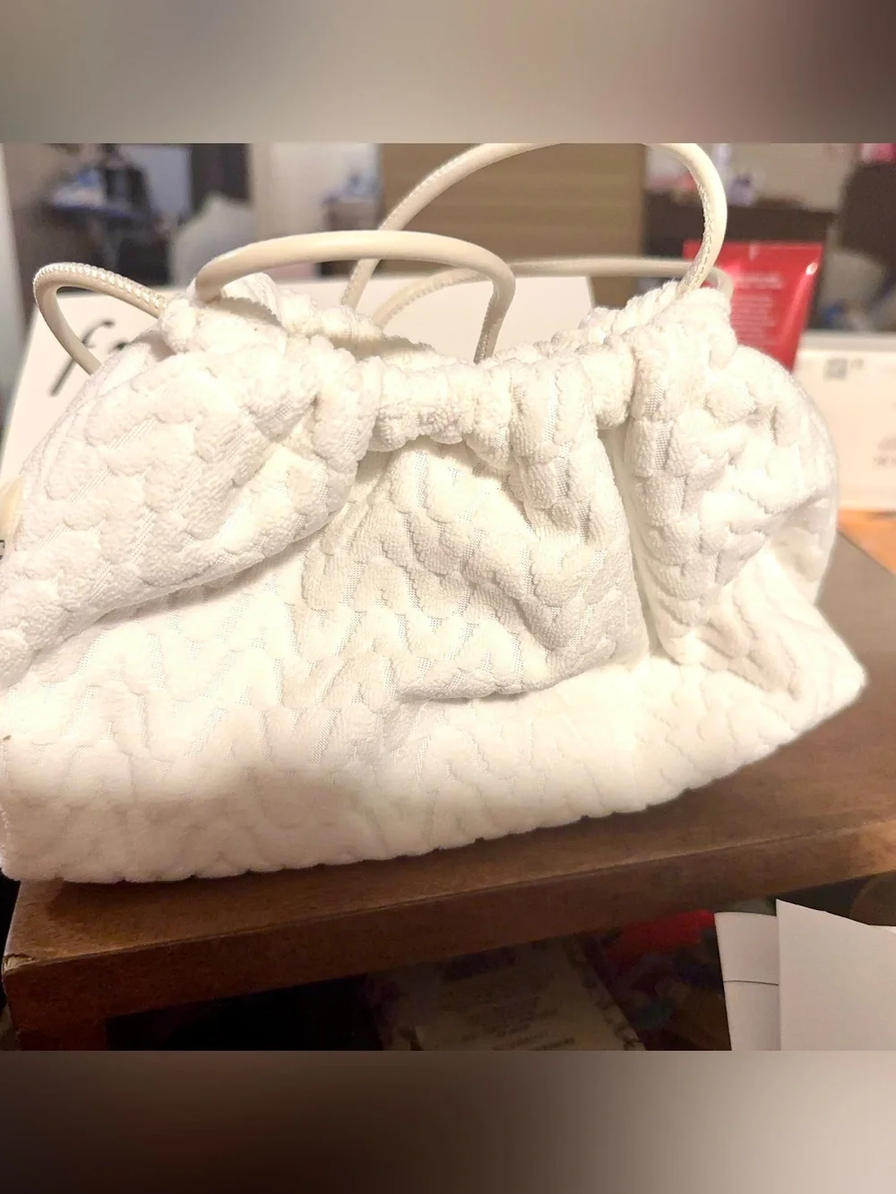 fresh cosmetics Large White Quilted Drawstring Top-Handle Drawstring Bag